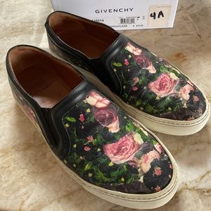 Givenchy slip on sneakers size 6